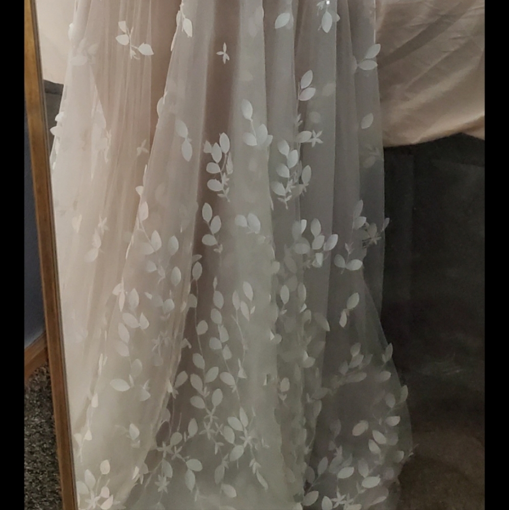 All Who Wander Raine Dress - Picture 8 of 10